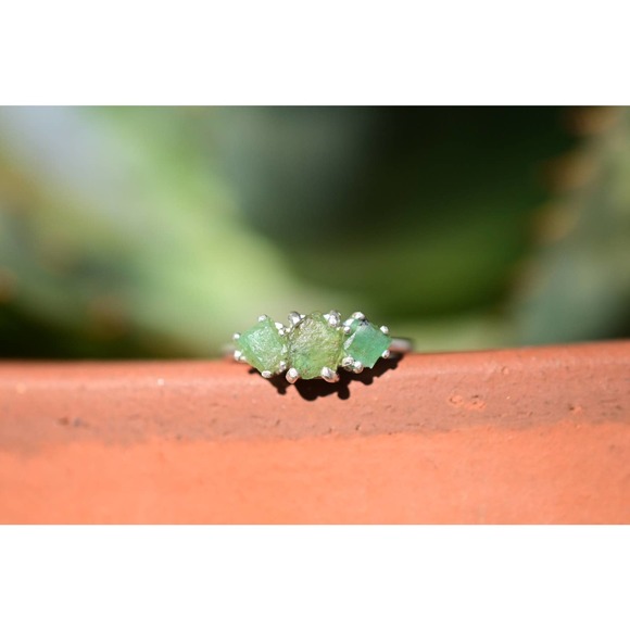 COPY - Triple emerald engagement ring size 3 4 5 6 7 8 9 10 11 12 rough … - Picture 3 of 4